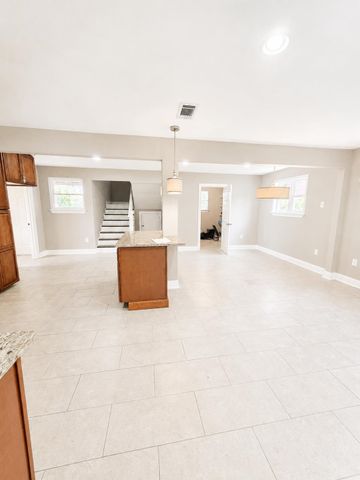 4423 Karen Avenue, Jefferson, LA 70121