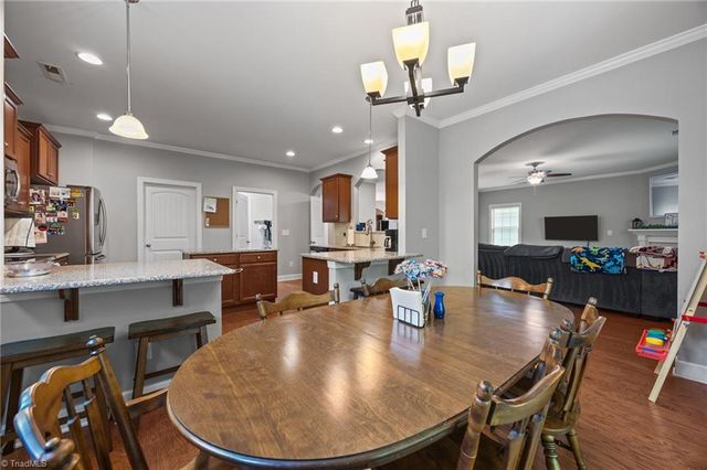 2681 Splitbrooke Drive, High Point, NC 27265