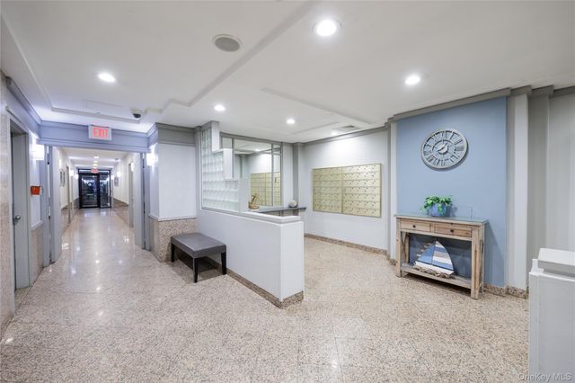 360 Shore Road 7C, Long Beach, NY 11561