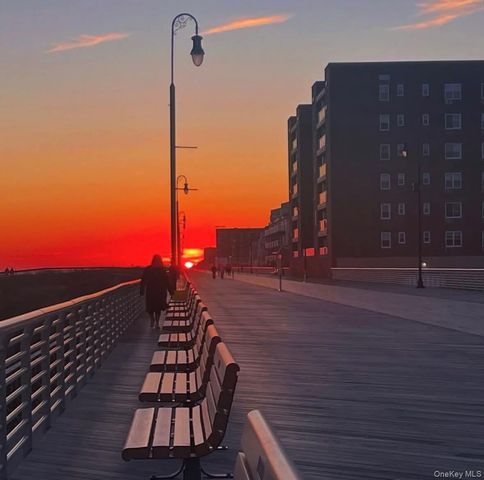 360 Shore Road 7C, Long Beach, NY 11561