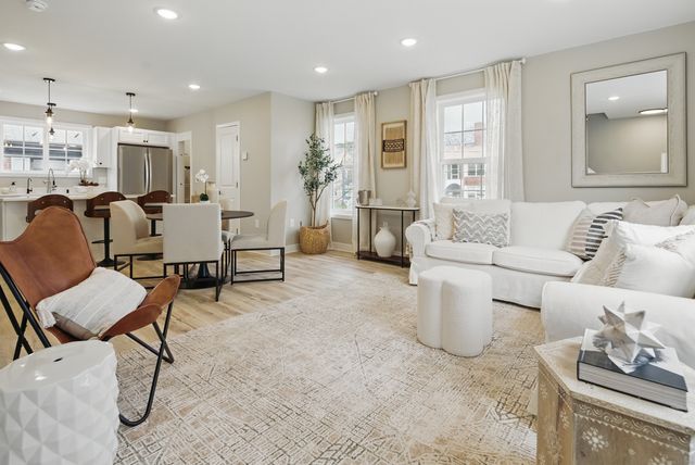 409 Prospect Avenue 4, West Hartford, CT 06119