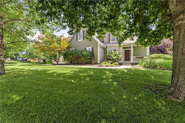 6001 Lone Elm Road, Shawnee, KS 66218