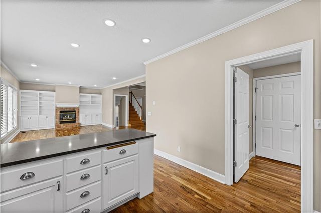6001 Lone Elm Road, Shawnee, KS 66218