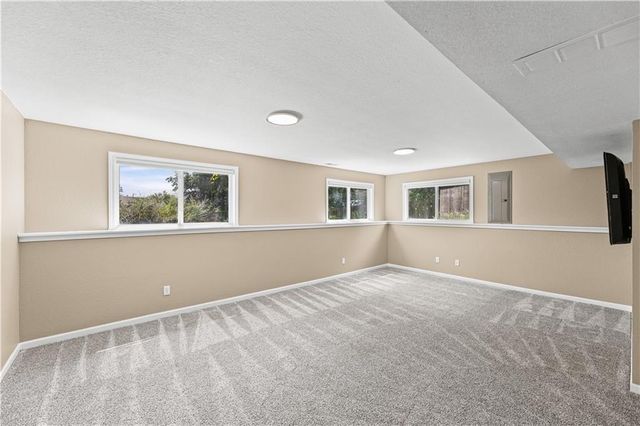 6001 Lone Elm Road, Shawnee, KS 66218