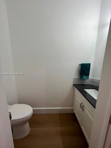 12140 SW 4th Street 12140, Pembroke Pines, FL 33025