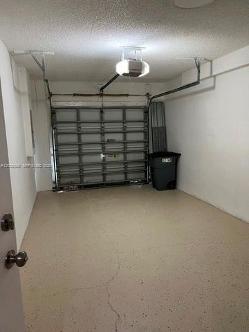 12140 SW 4th Street 12140, Pembroke Pines, FL 33025