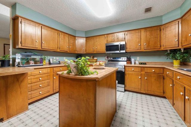 7 Briarwood Street, Greenbrier, AR 72058