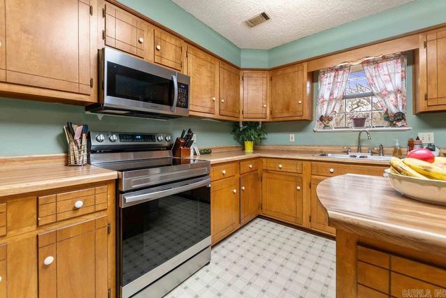 7 Briarwood Street, Greenbrier, AR 72058