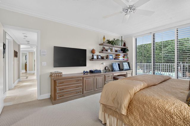20290 Fairway Oaks Drive 222, Boca Raton, FL 33434