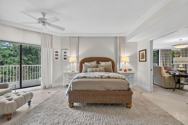 20290 Fairway Oaks Drive 222, Boca Raton, FL 33434