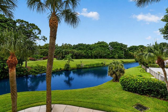 20290 Fairway Oaks Drive 222, Boca Raton, FL 33434
