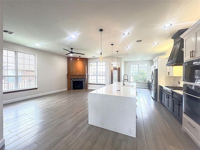 16700 Brewster Lane, Edmond, OK 73012