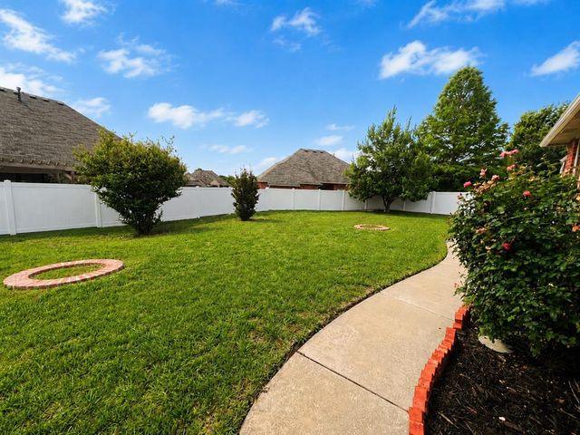 16700 Brewster Lane, Edmond, OK 73012