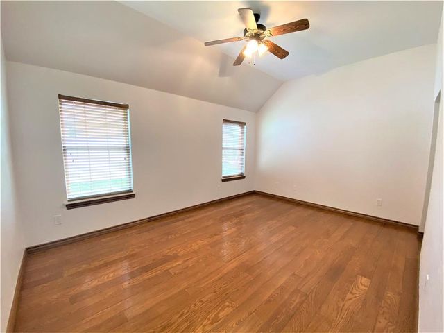16700 Brewster Lane, Edmond, OK 73012