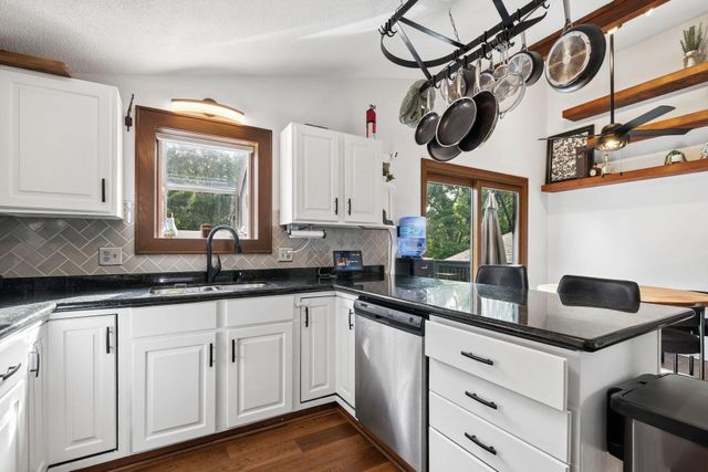 44 North Court, Thornville, OH 43076