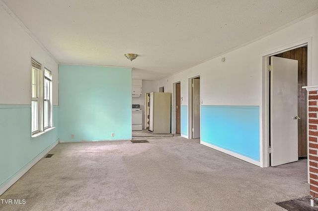 1408 West College Street, Jonesborough, TN 37659
