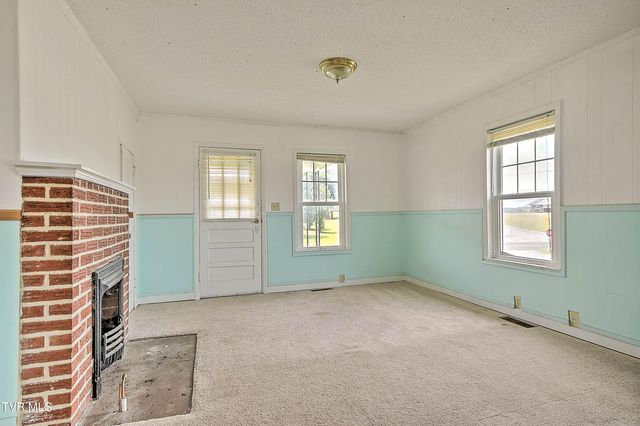 1408 West College Street, Jonesborough, TN 37659