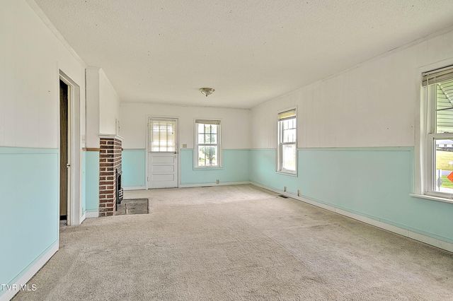 1408 West College Street, Jonesborough, TN 37659