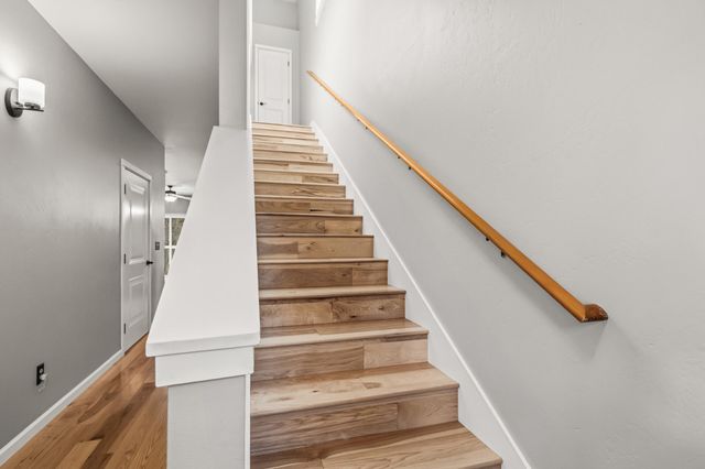 106 McCully Lane, Jacksonville, OR 97530