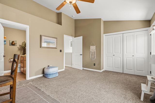 106 McCully Lane, Jacksonville, OR 97530