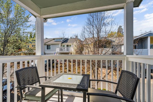 106 McCully Lane, Jacksonville, OR 97530