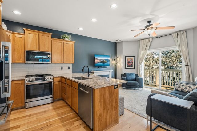 106 McCully Lane, Jacksonville, OR 97530