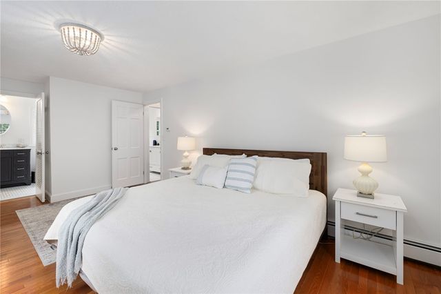 9 Foster Street, Barrington, RI 02806
