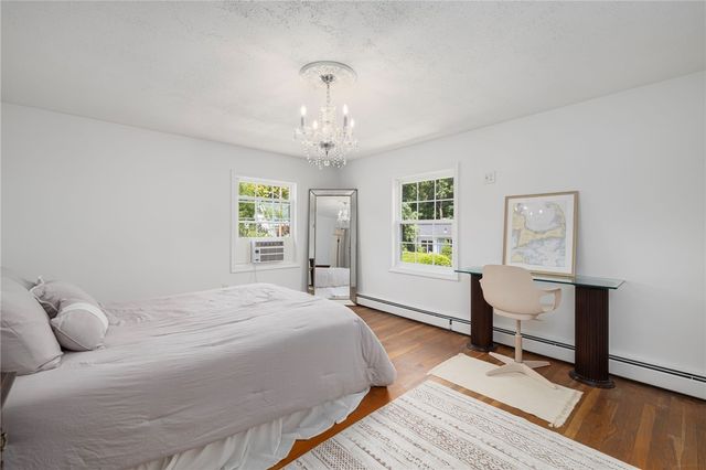 9 Foster Street, Barrington, RI 02806