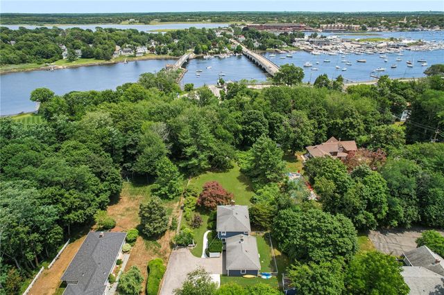 9 Foster Street, Barrington, RI 02806