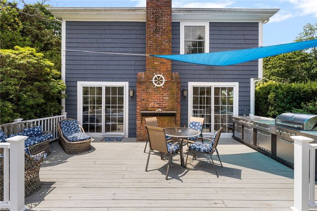 9 Foster Street, Barrington, RI 02806