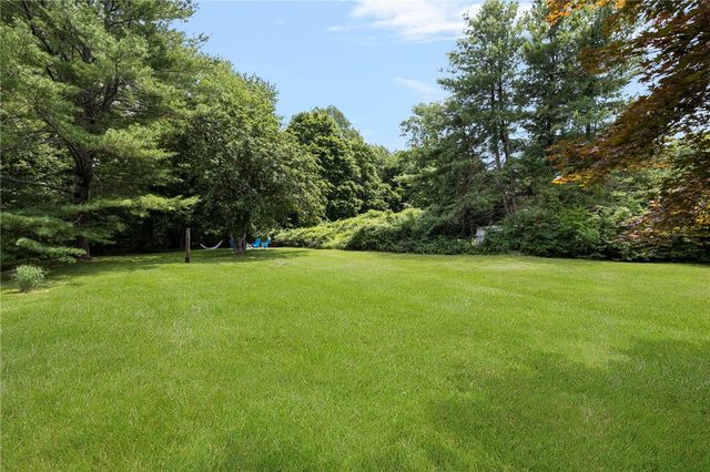 9 Foster Street, Barrington, RI 02806