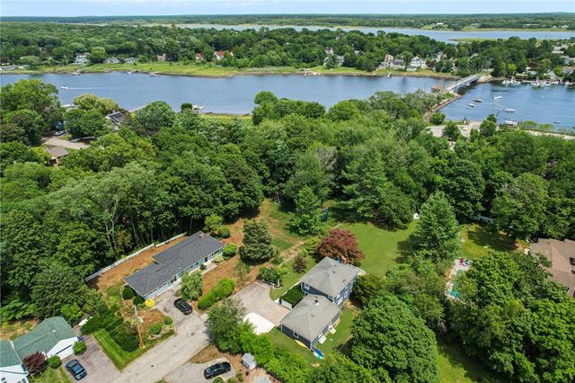 9 Foster Street, Barrington, RI 02806