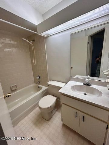 46 HEMBURY Lane, Palm Coast, FL 32137