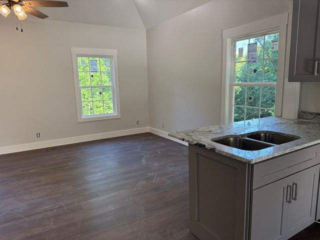 2041 Ashley Lane, Dalton, GA 30721