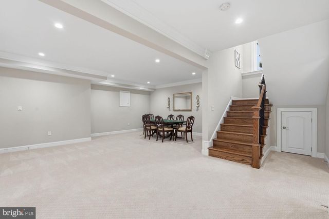 2525 FLINT HILL RD, Vienna, VA 22181