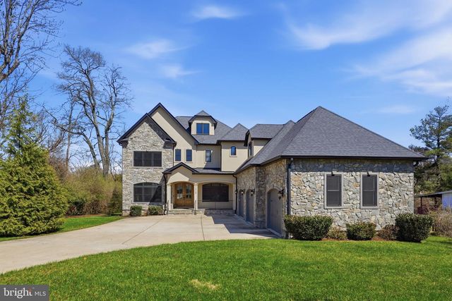 2525 FLINT HILL RD, Vienna, VA 22181