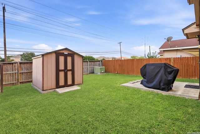 6818 SANDY POINT DR, San Antonio, TX 78244