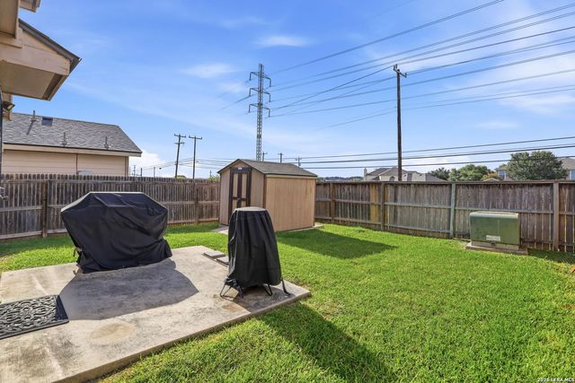 6818 SANDY POINT DR, San Antonio, TX 78244