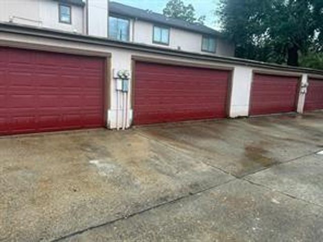 12300 Brookglade Circle 124, Houston, TX 77099