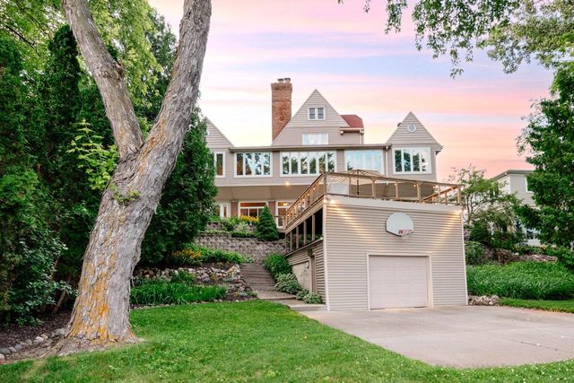 281 S Lake STREET, Elkhart Lake, WI 53020