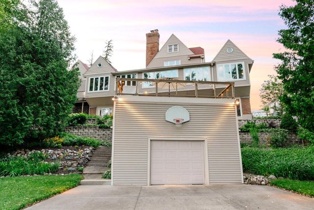 281 S Lake STREET, Elkhart Lake, WI 53020