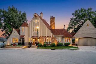 281 S Lake STREET, Elkhart Lake, WI 53020
