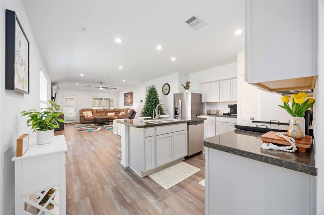 24034 Sunview Valley Drive, Spring, TX 77373