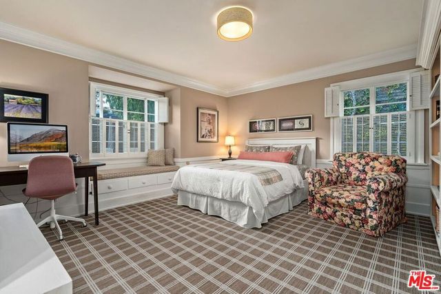 2109 Castilian Drive, Los Angeles, CA 90068