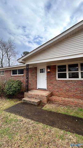 6407 Marsh Avenue, Huntsville, AL 35806