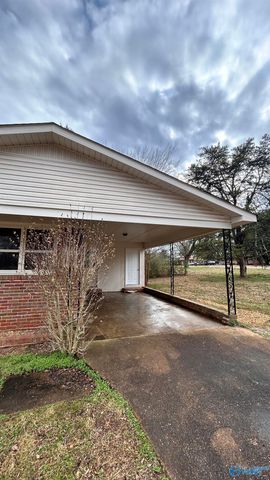 6407 Marsh Avenue, Huntsville, AL 35806