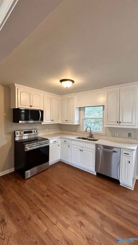 6407 Marsh Avenue, Huntsville, AL 35806