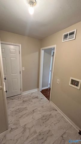 6407 Marsh Avenue, Huntsville, AL 35806