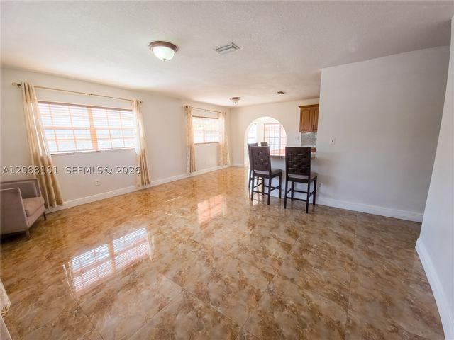 11601 SW 183rd St, Miami, FL 33157