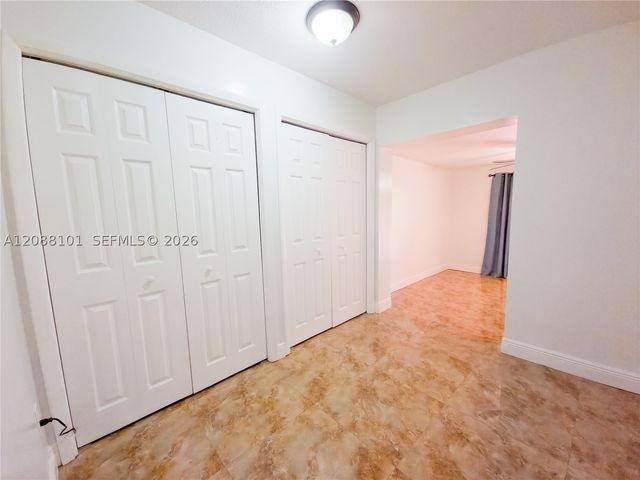 11601 SW 183rd St, Miami, FL 33157